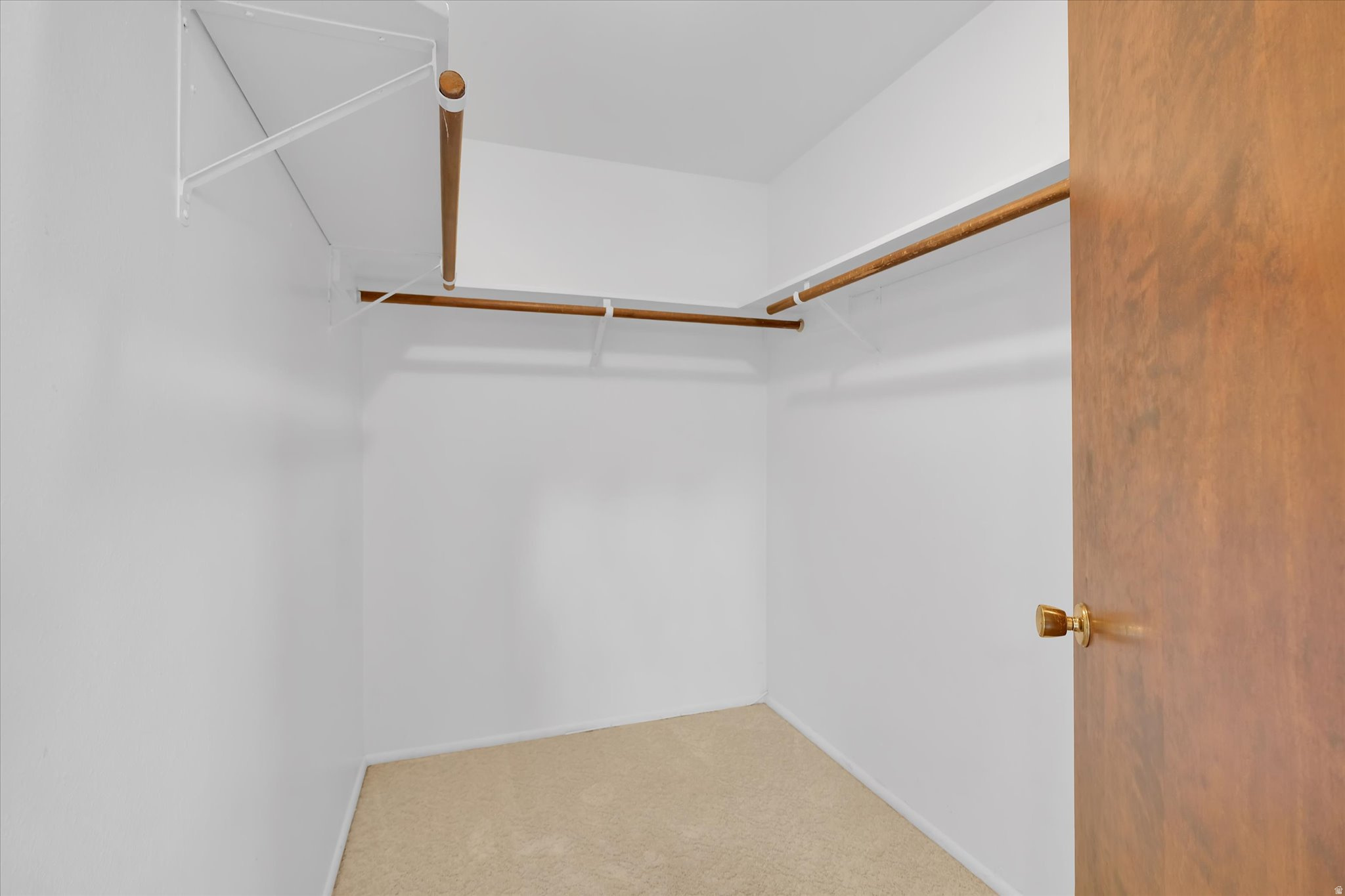 ASPEN CONDOMINIUMS - Residential