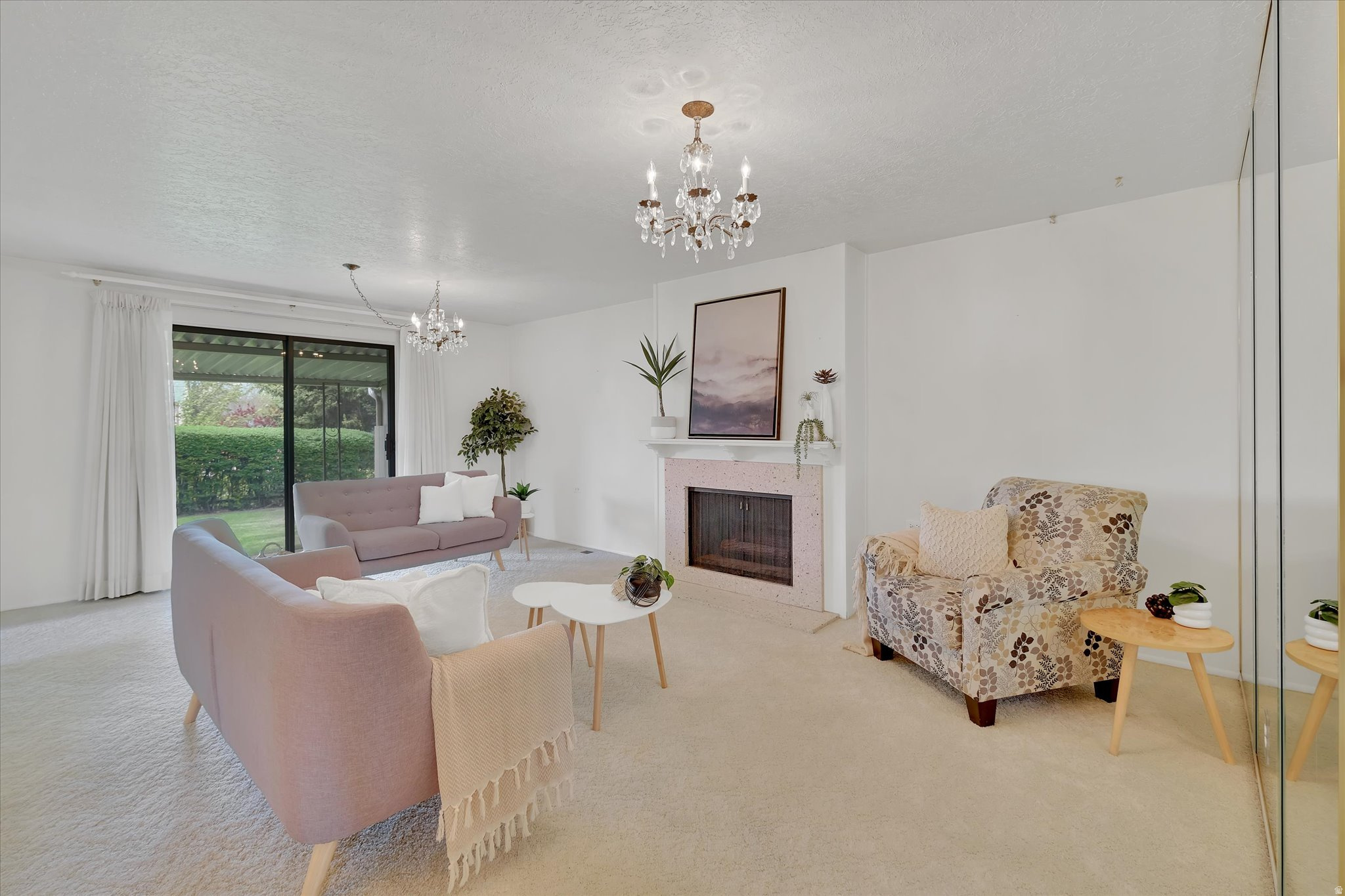 ASPEN CONDOMINIUMS - Residential