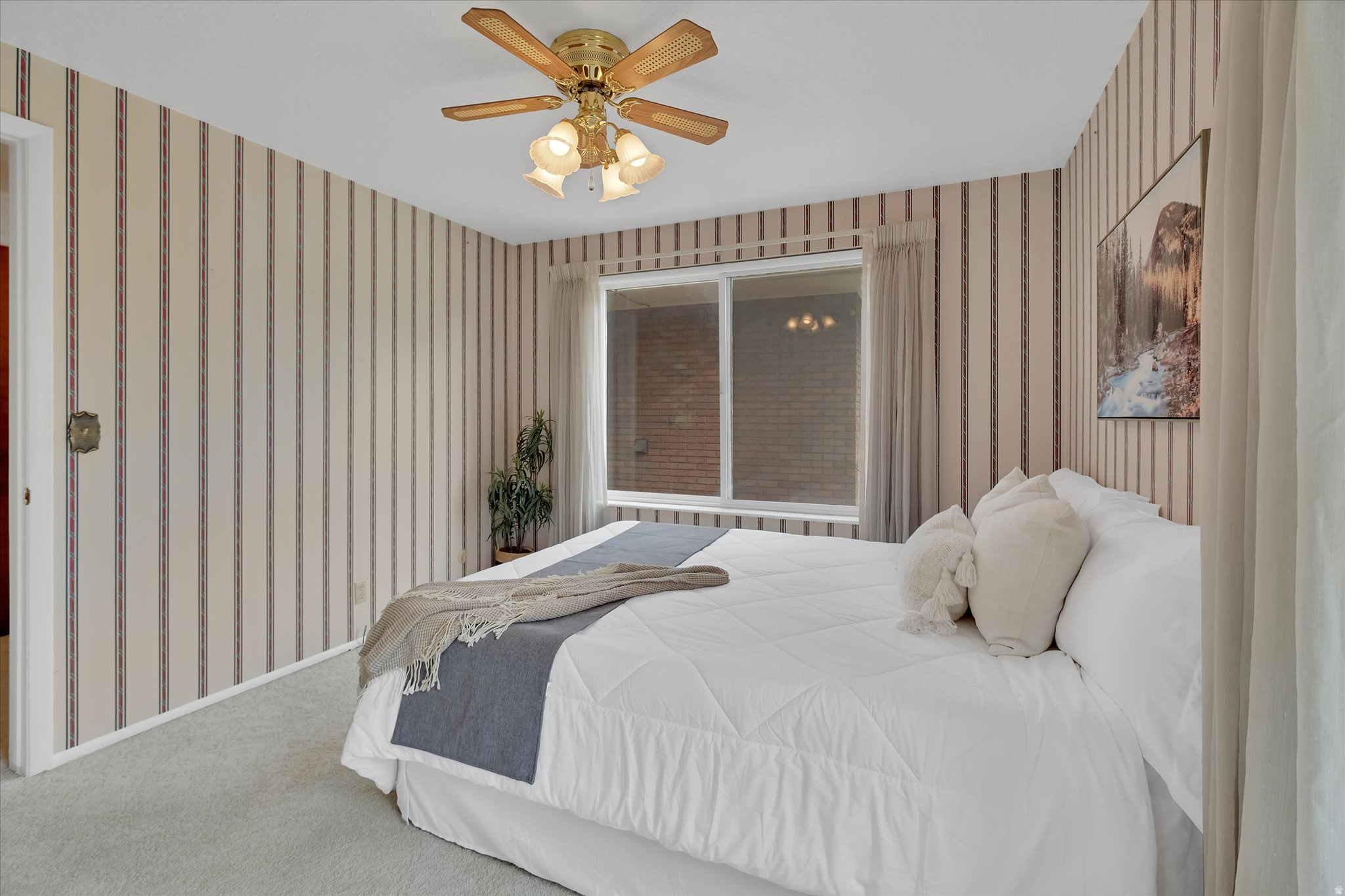 ASPEN CONDOMINIUMS - Residential