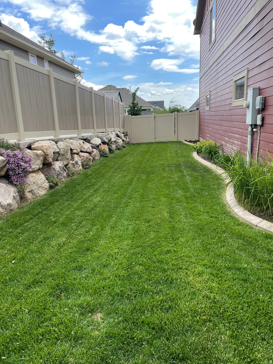FOOTHILLS/CHERRY LANE SUB PH 1 - Residential