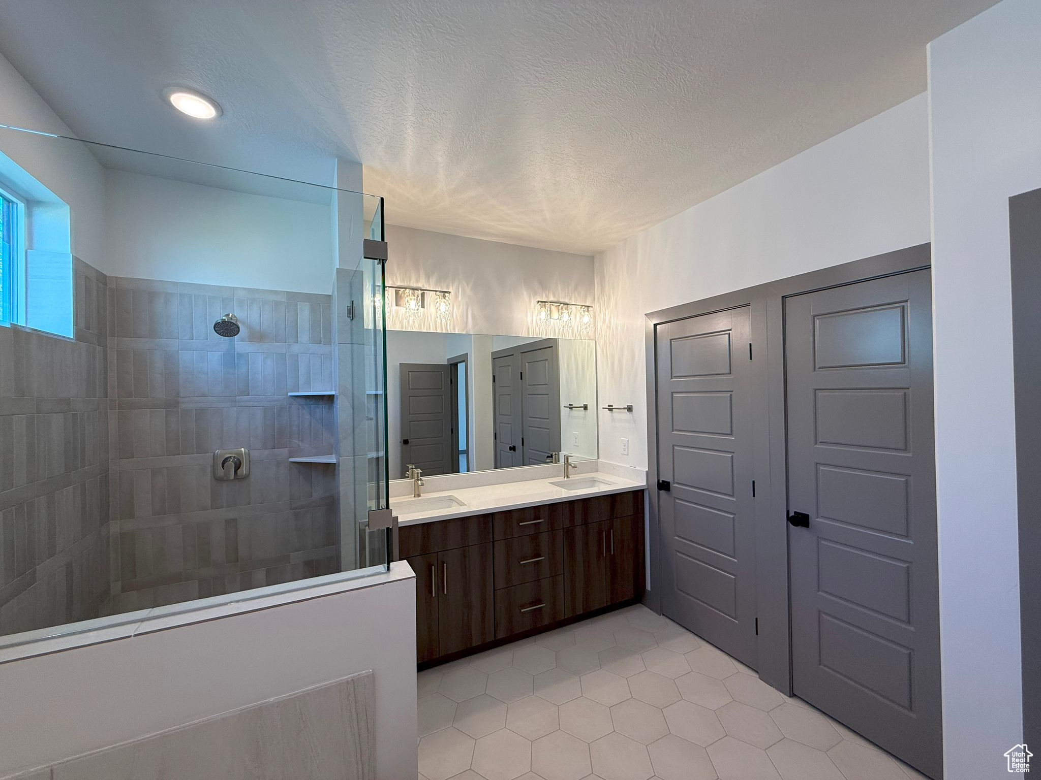 SOMERSET VILLAS AT COOK'S CORNER - Residential