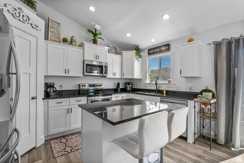 Tiny photo for 4132 N POPLAR ST E, Eagle Mountain, UT 84005 (MLS # 2102345)