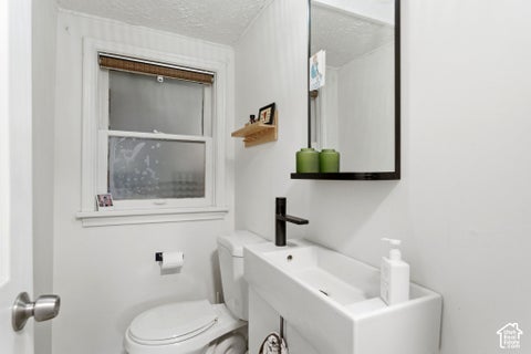 Tiny photo for 321 E 6240 S, Murray, UT 84107 (MLS # 2188426)