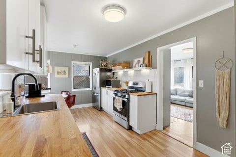 Tiny photo for 321 E 6240 S, Murray, UT 84107 (MLS # 2188426)