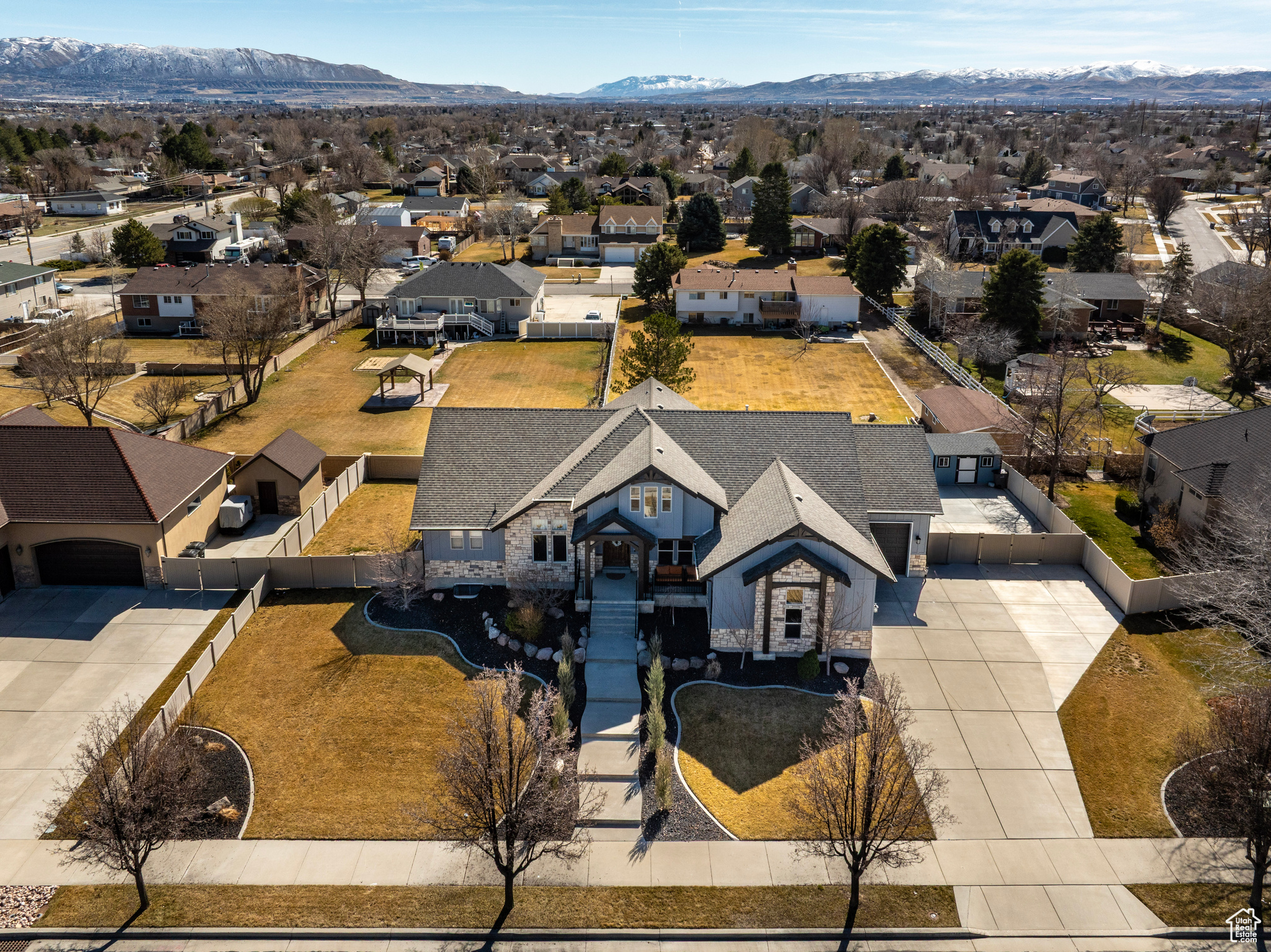 1353 W Carriage View Ct, South Jordan, Utah image 8