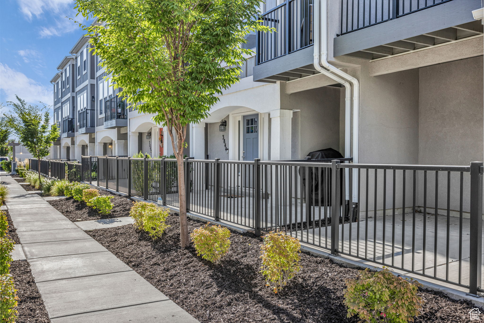 MUIRHOUSE - Residential