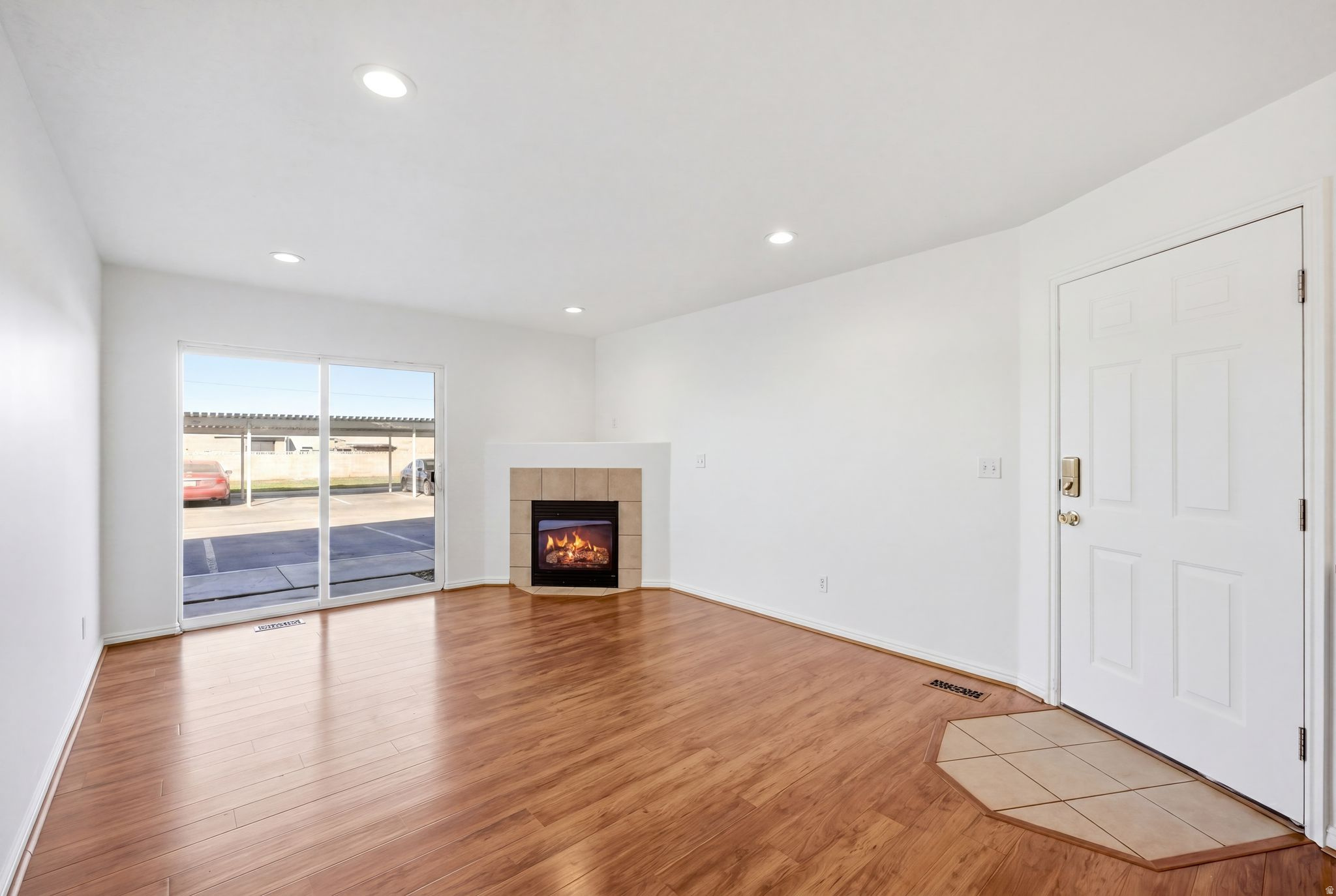 UINTA VIEW CONDOMINIUM - Residential
