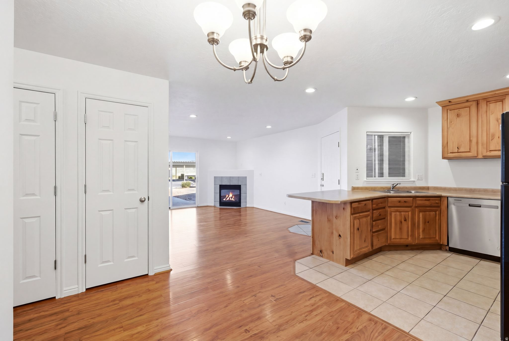 UINTA VIEW CONDOMINIUM - Residential