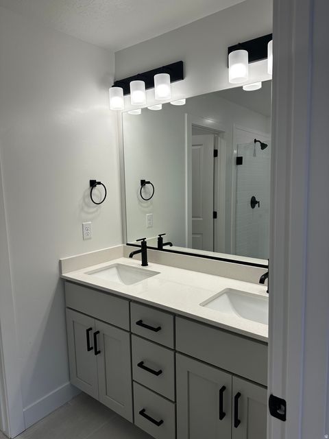 Tiny photo for 26 S MOONLIT RD, Mapleton, UT 84664 (MLS # 2132152)