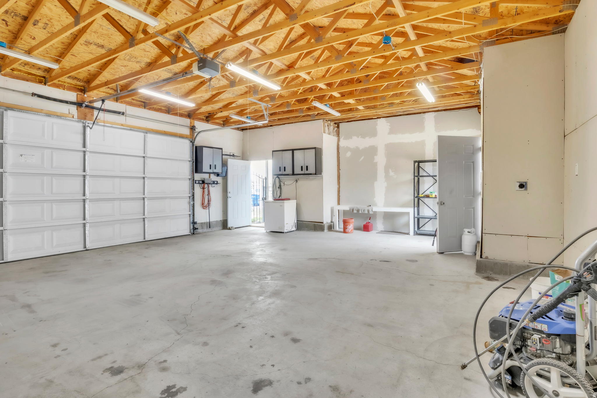 WHITE CITY #6 SUB - Residential