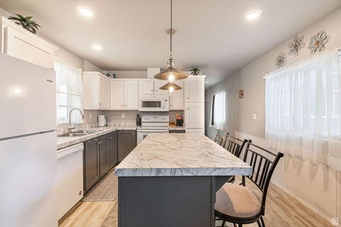 Tiny photo for 1150 W RED HILLS PKWY #57, Washington, UT 84780 (MLS # 2115156)
