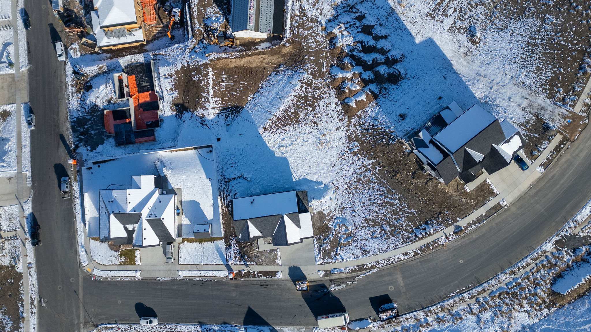 HOMES ON THE KNOLL - Residential