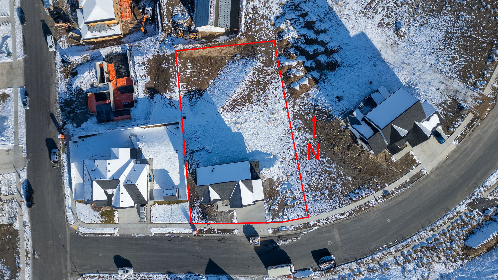 HOMES ON THE KNOLL - Residential