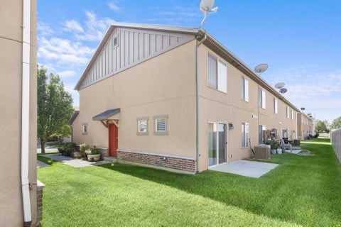 Tiny photo for 2461 S GILMOUR ST, West Haven, UT 84401 (MLS # 2173774)