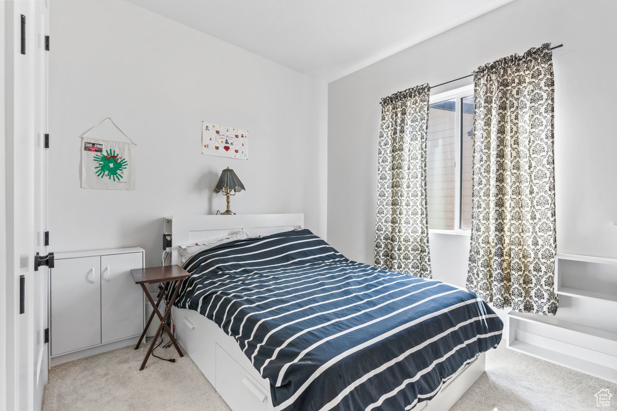 RIDGE SUB - Residential