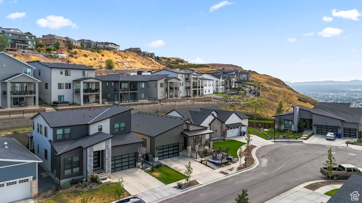 RIDGE SUB - Residential