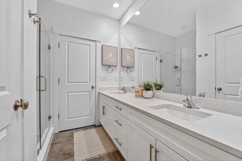 Tiny photo for 5033 W DAYBREAK PKWY S, South Jordan, UT 84009 (MLS # 2122980)