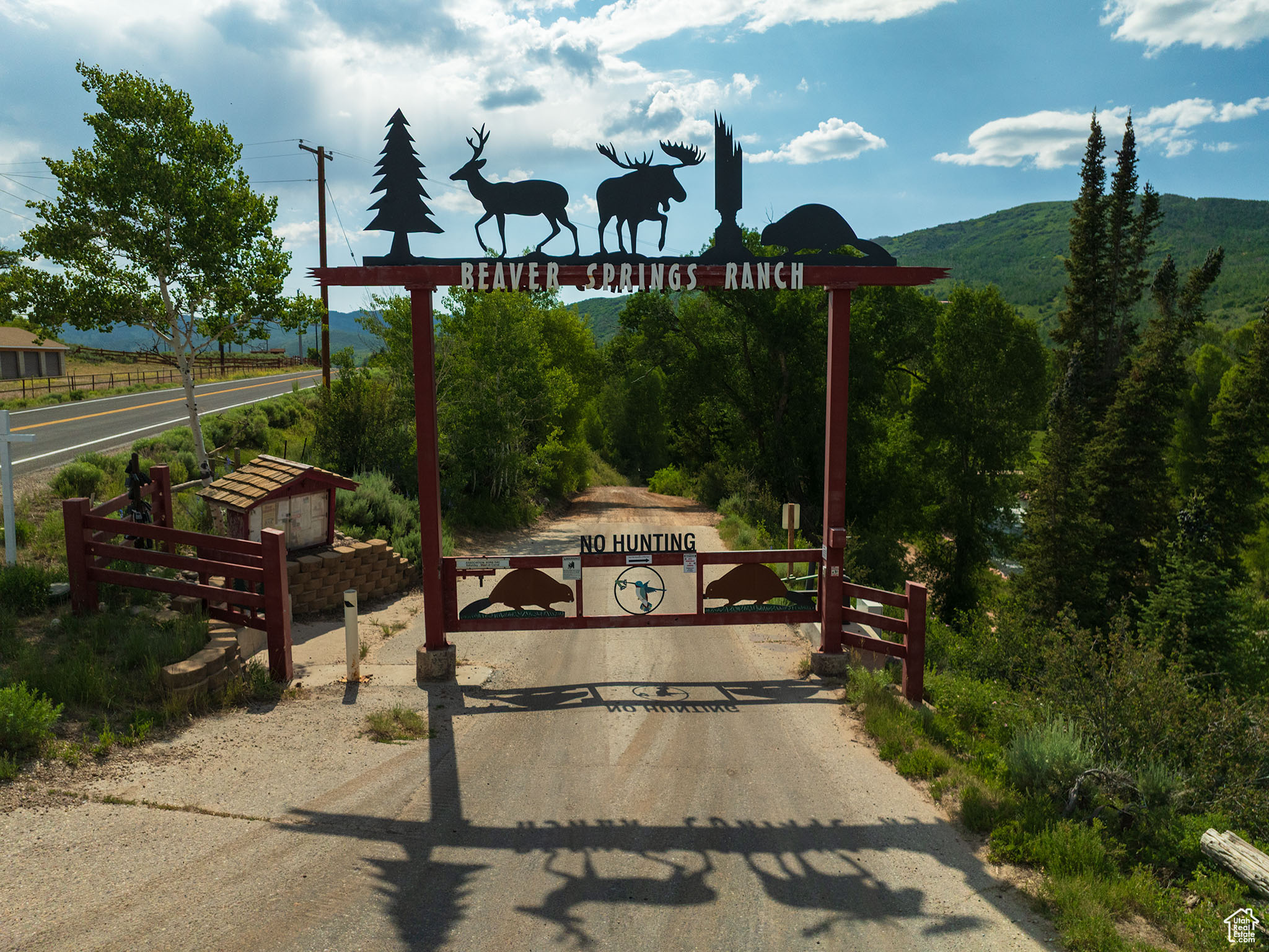 BEAVER SPRINGS - Land