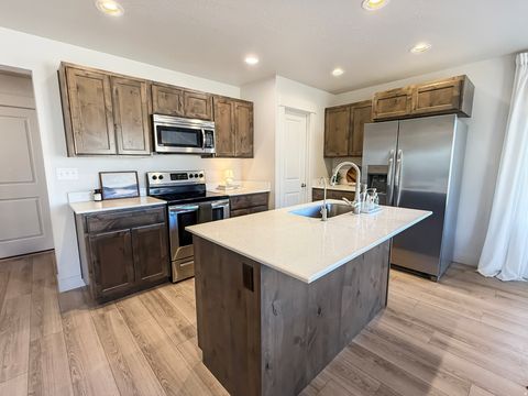 Tiny photo for 3715 S WHITE ASH DR, Mapleton, UT 84664 (MLS # 2135926)