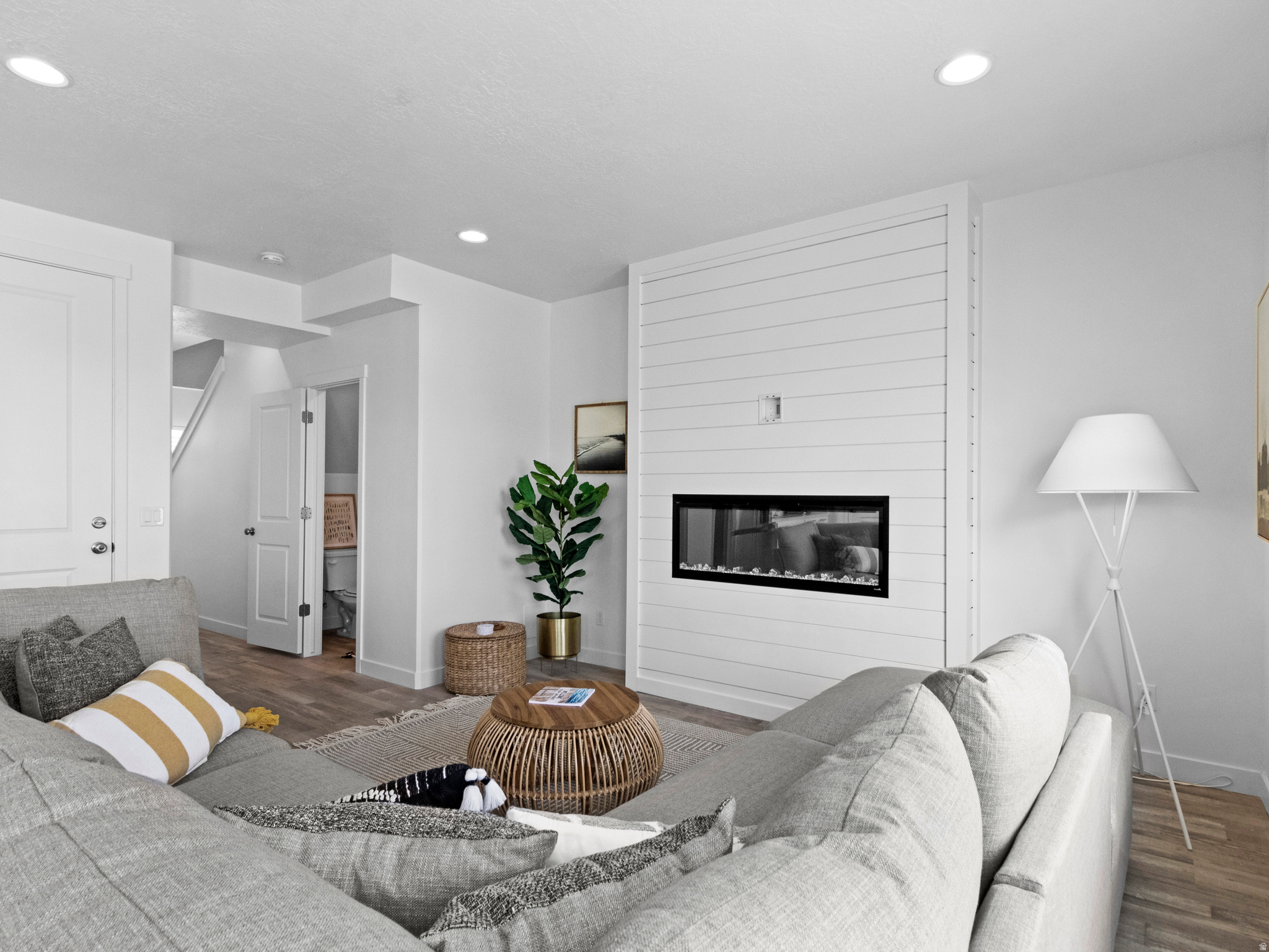 PARADISE PARKWAY - Residential