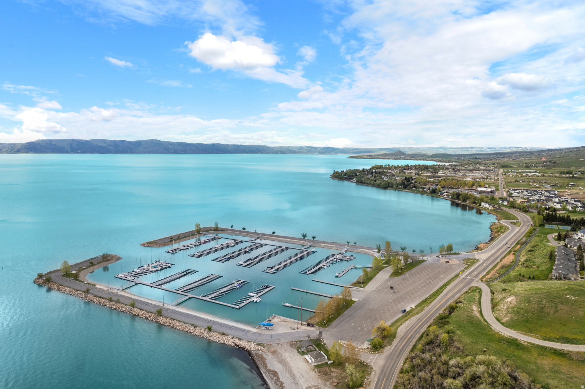 PARADISE PARKWAY - Residential