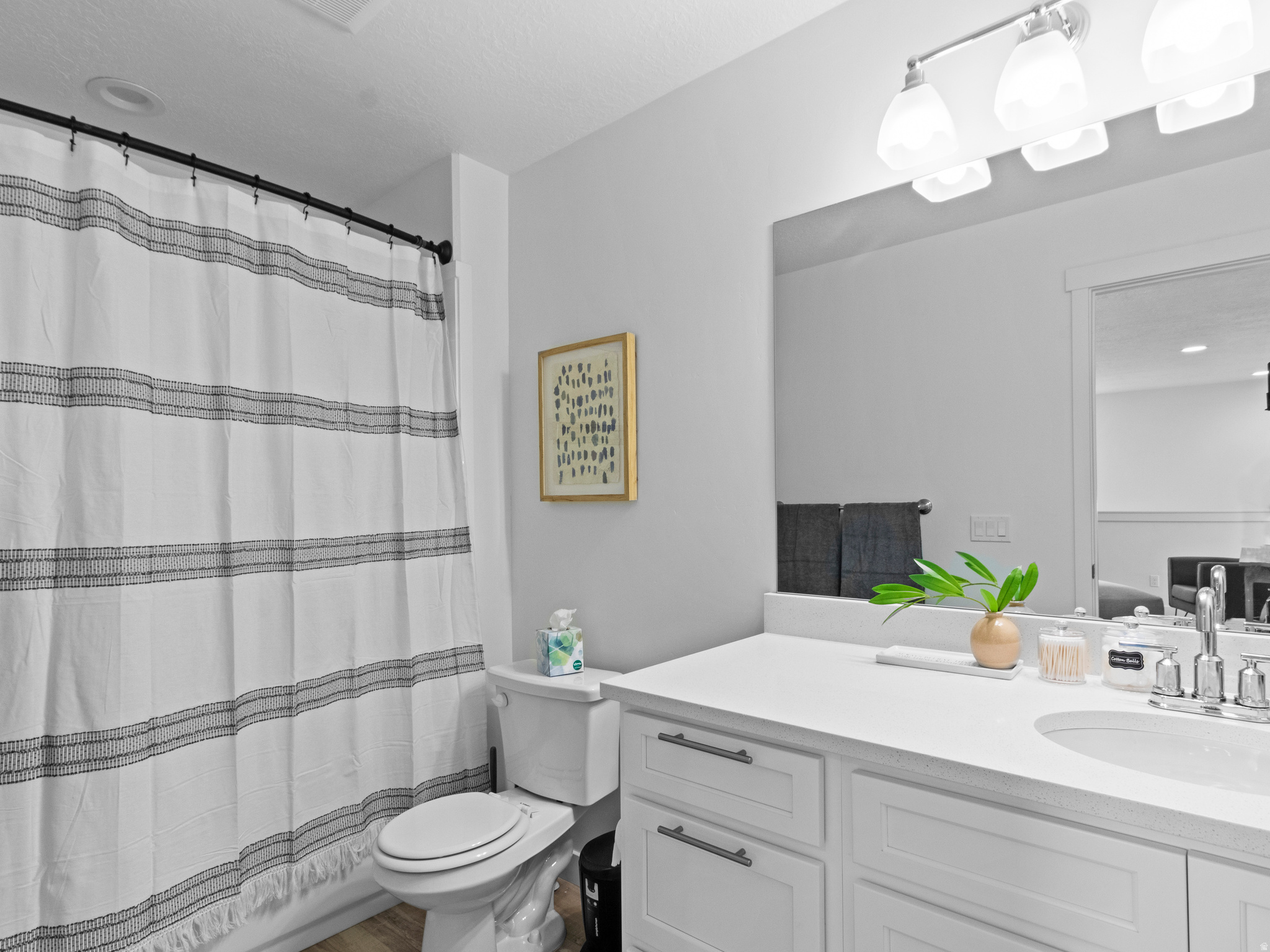 PARADISE PARKWAY - Residential