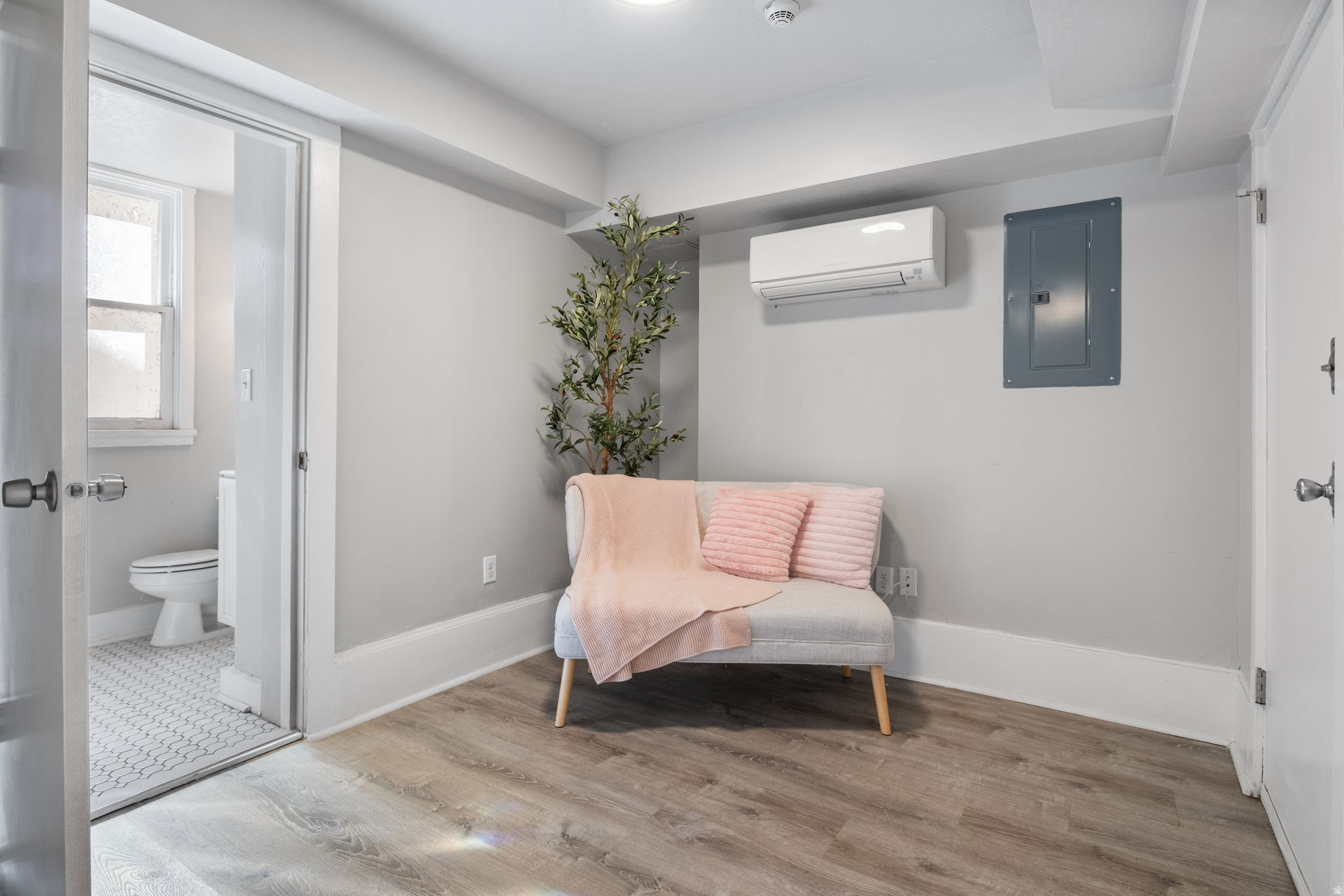 CAITHNESS CONDOMINIUM - Residential