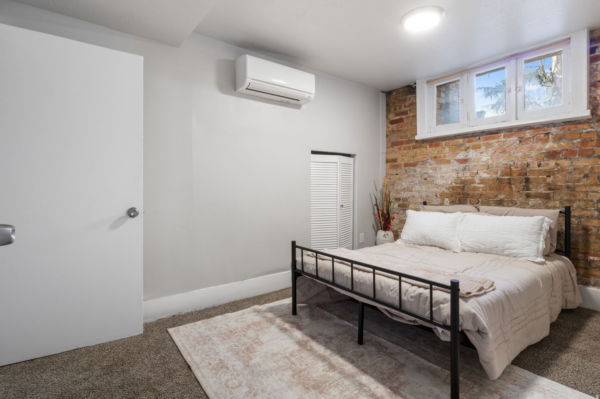 CAITHNESS CONDOMINIUM - Residential