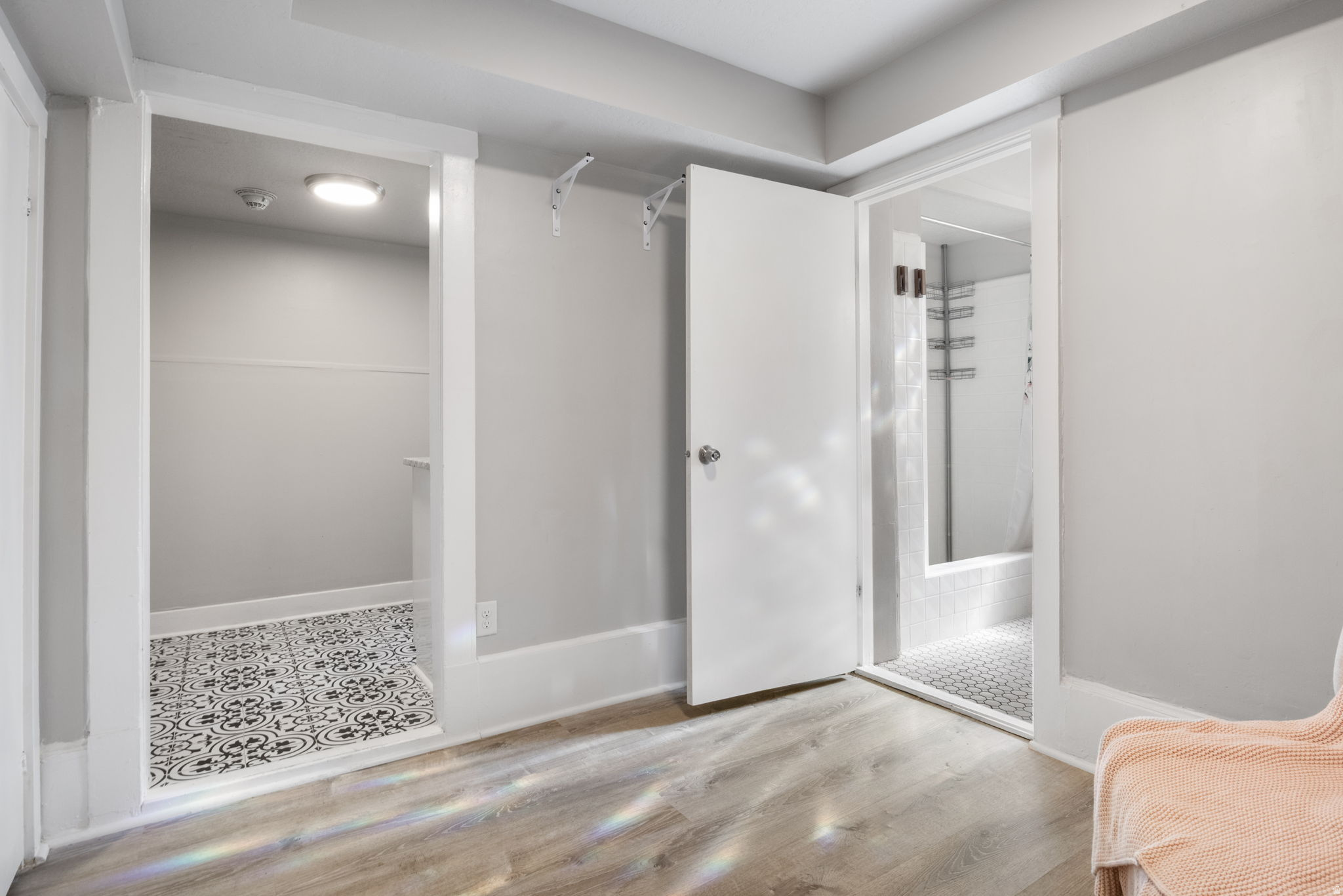 CAITHNESS CONDOMINIUM - Residential