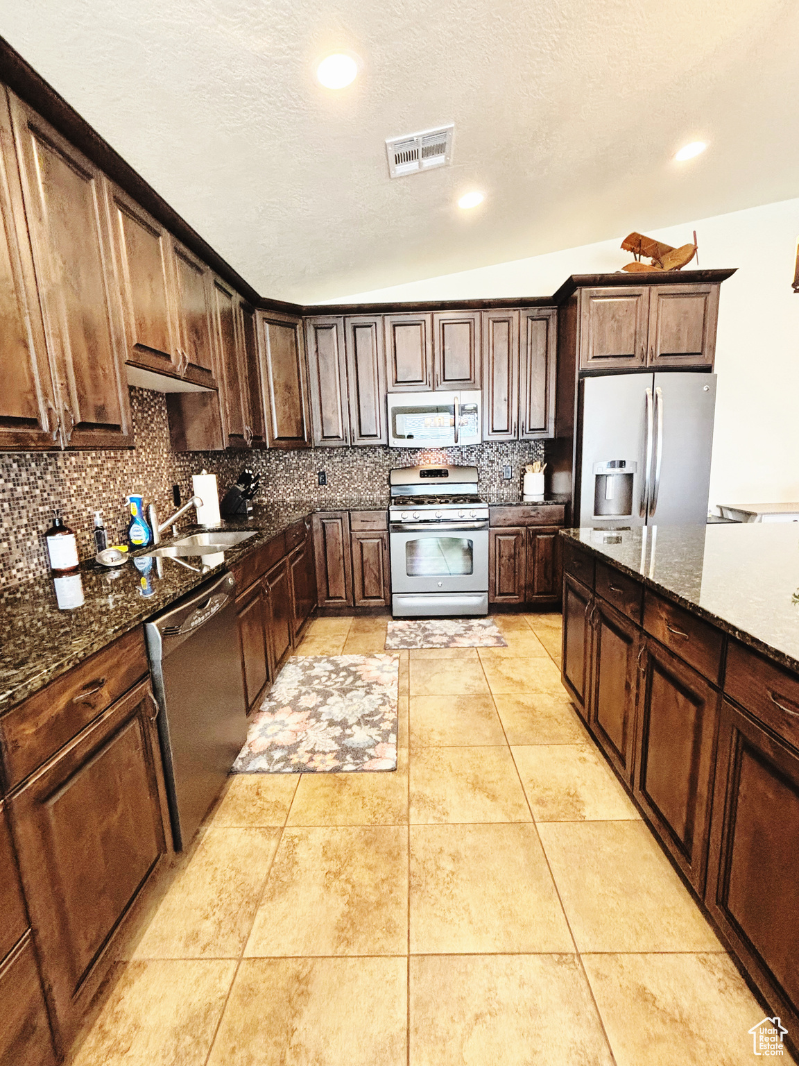 VILLAGE ON THE HEIGHTS PH 4 - Residential