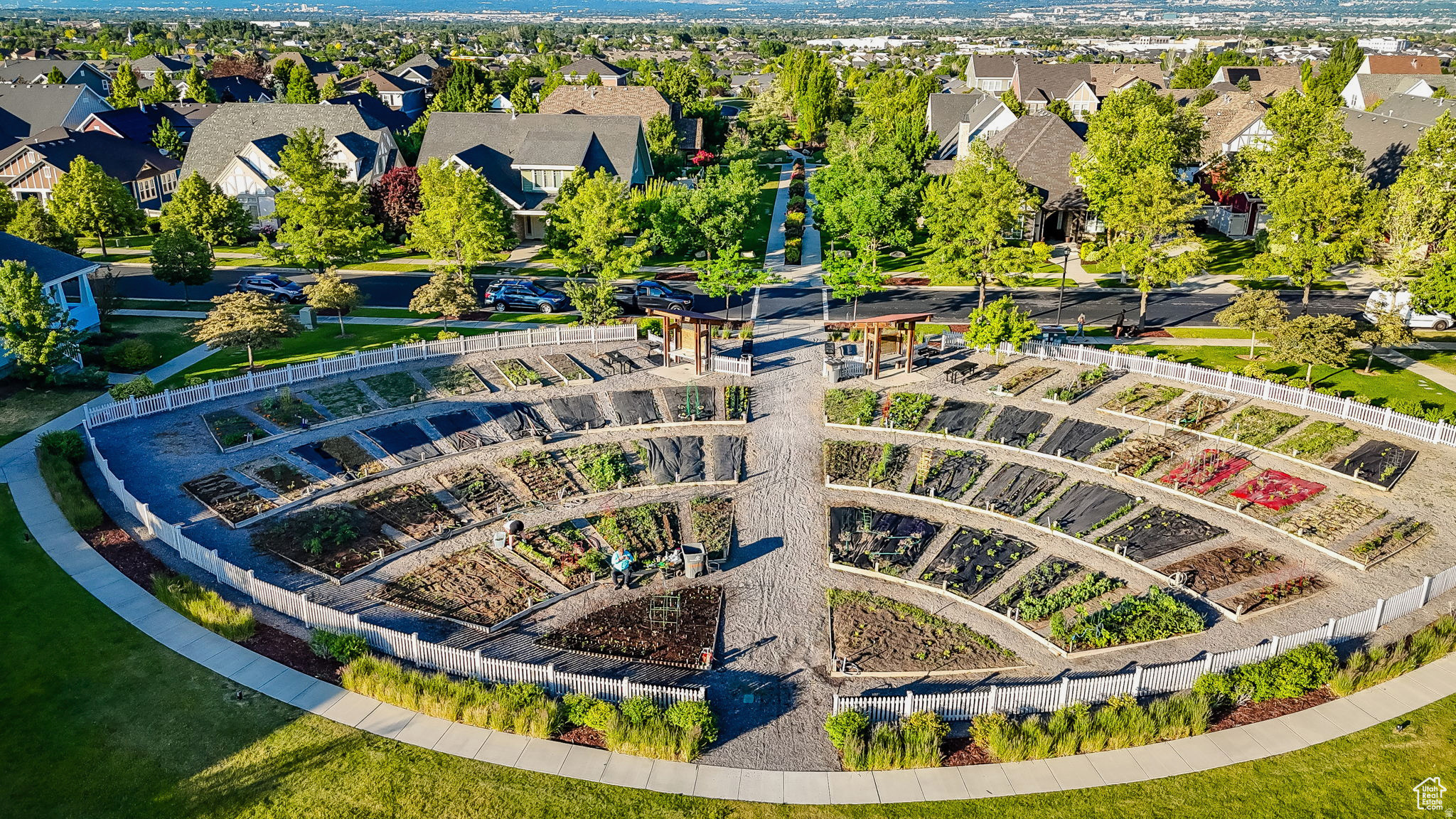 KENNECOTT - Residential