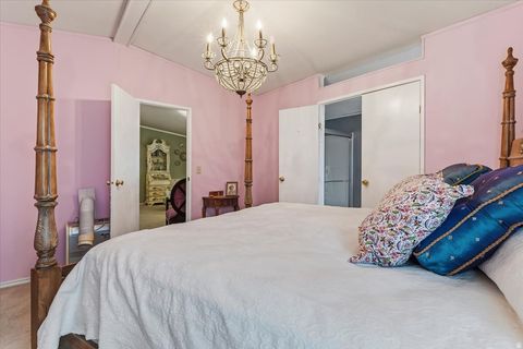 Tiny photo for 273 E VAGABOND DR, Murray, UT 84107 (MLS # 2147802)