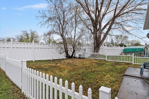 Tiny photo for 273 E VAGABOND DR, Murray, UT 84107 (MLS # 2147802)