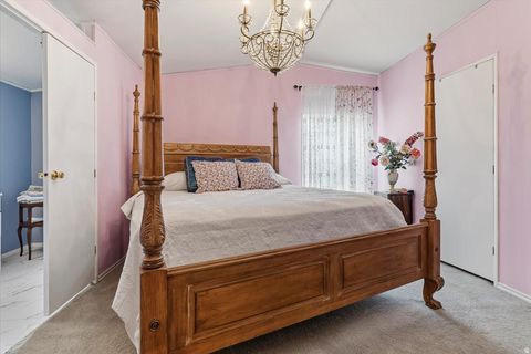 Tiny photo for 273 E VAGABOND DR, Murray, UT 84107 (MLS # 2147802)