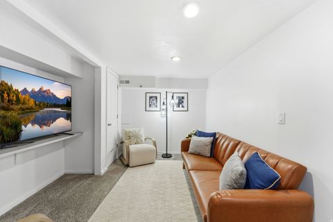 Tiny photo for 960 E SAGEHILL DR, Millcreek, UT 84124 (MLS # 2134109)