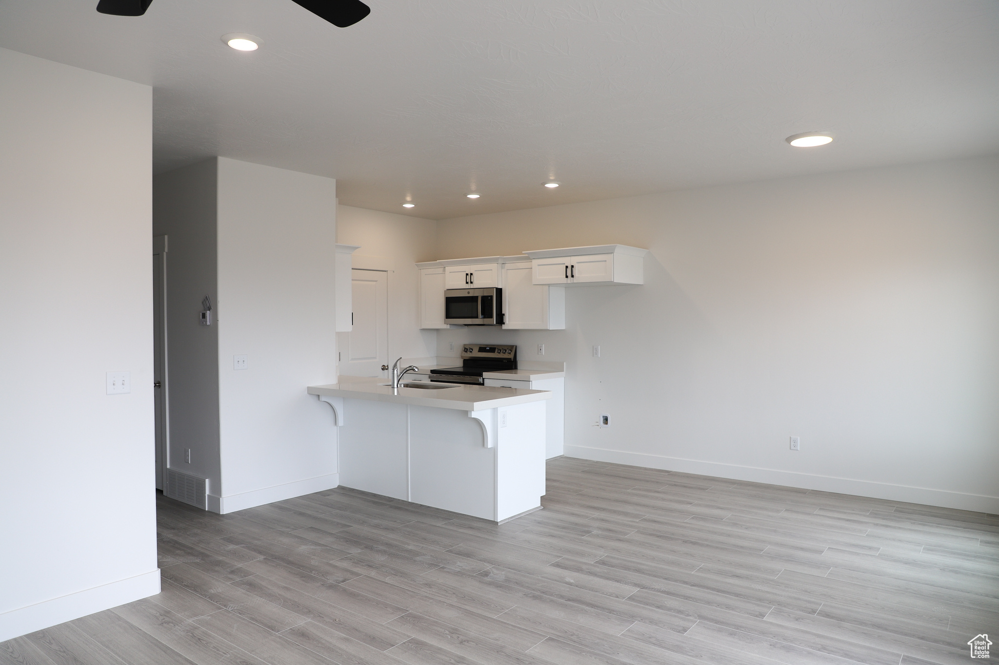 1994 E Sand Hollow Dr #3216, Eagle Mountain, Utah image 2