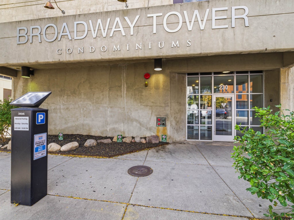 Photo of 230 E BROADWAY S #1002, Salt Lake City, UT 84111 (MLS # 2178460)