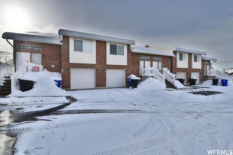 Photo of 1130 N 200 W, Bountiful, UT 84010 (MLS # 2138273)