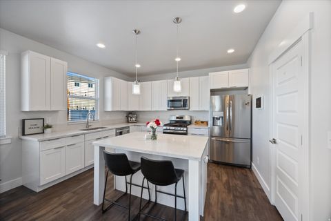 Tiny photo for 7087 N SLICK ROCK WAY W, Eagle Mountain, UT 84005 (MLS # 2126766)