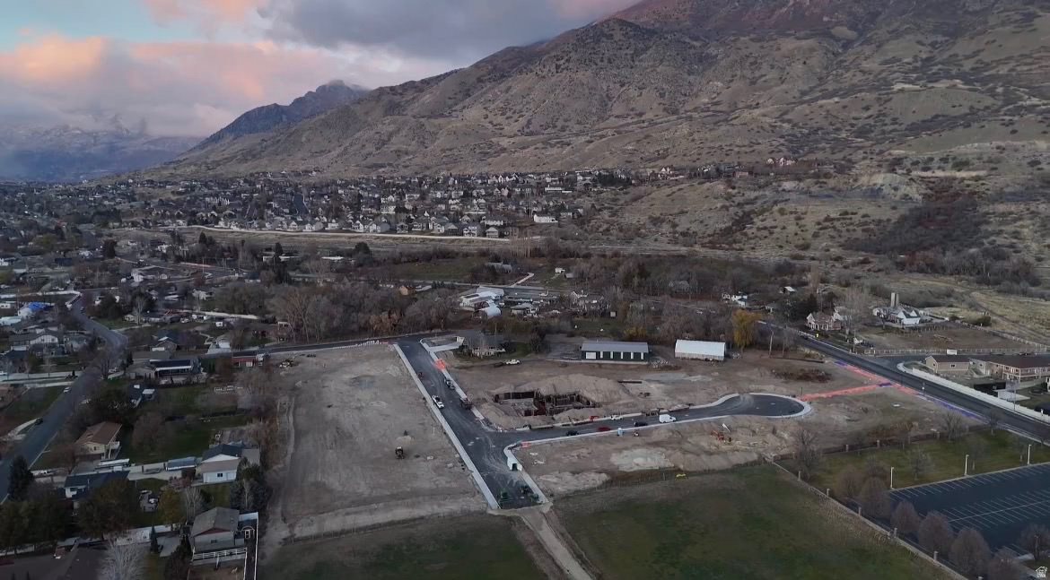 CAROLS COUNTRYSIDE - Land