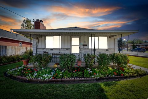 Tiny photo for 8953 S 90 E, Sandy, UT 84070 (MLS # 2124019)