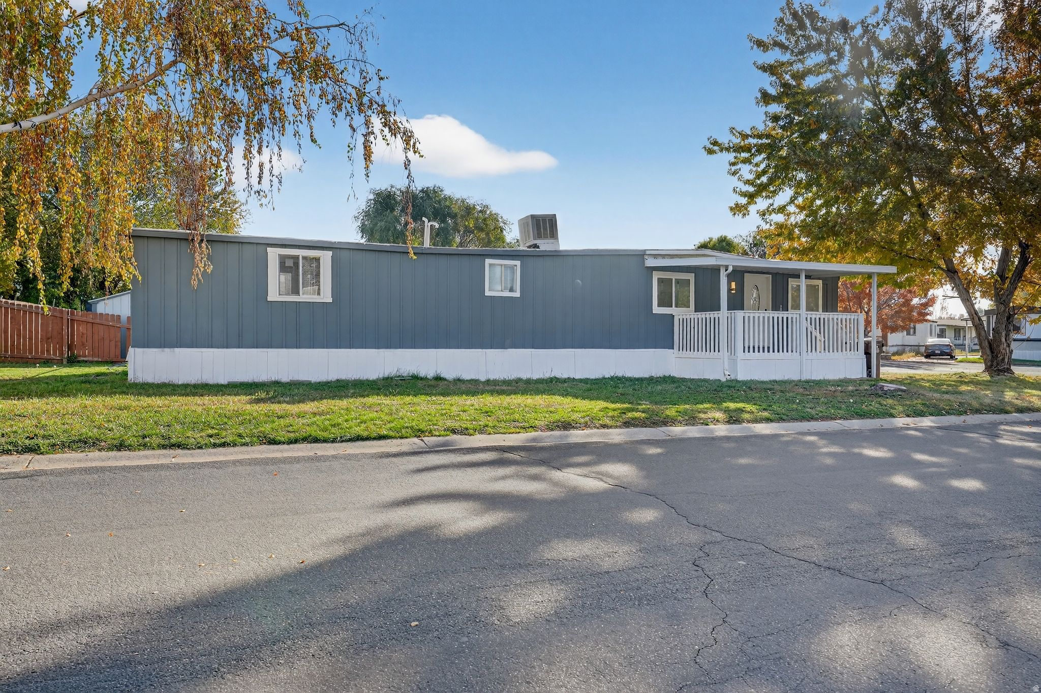 CAMBRIDGE PARK - Residential