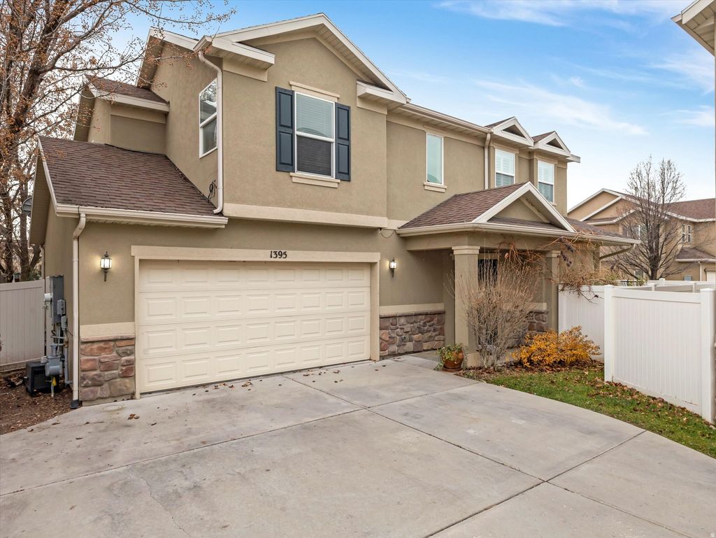 Photo of 1395 E 6125 S, South Ogden, UT 84405 (MLS # 2127930)