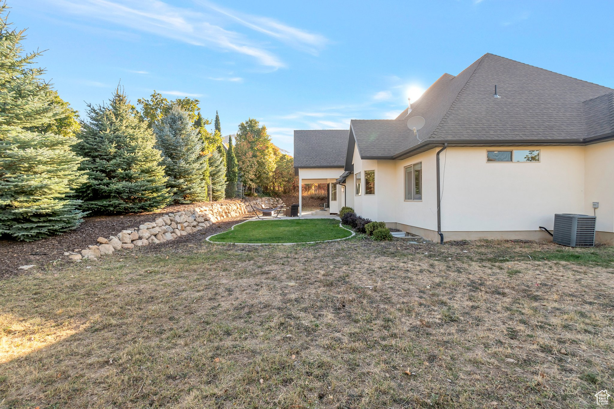 WOODLAND HILLS - Residential