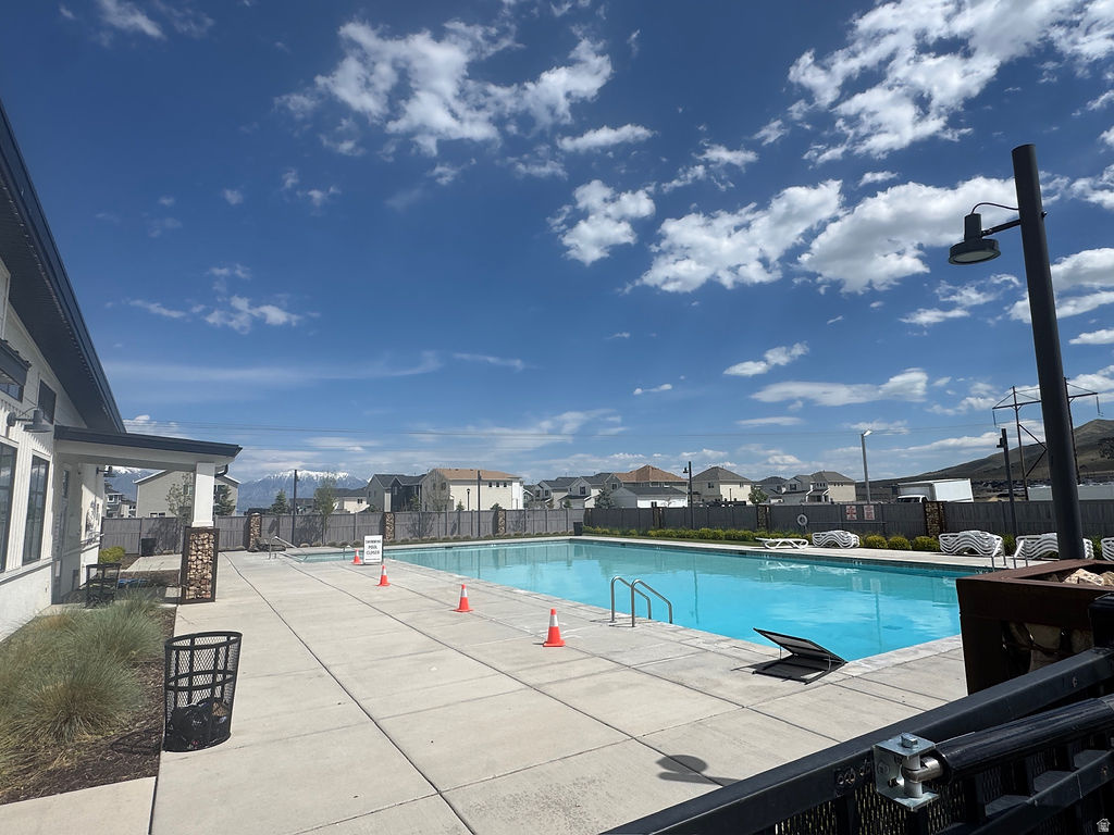 SILVERLAKE - Residential