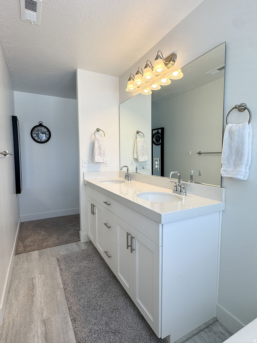 SILVERLAKE - Residential