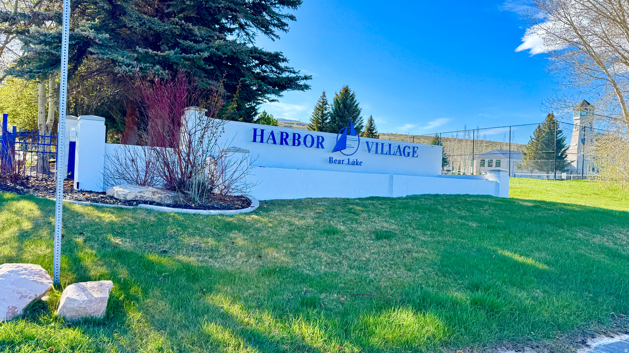 HARBOR VILLAGE - Residential