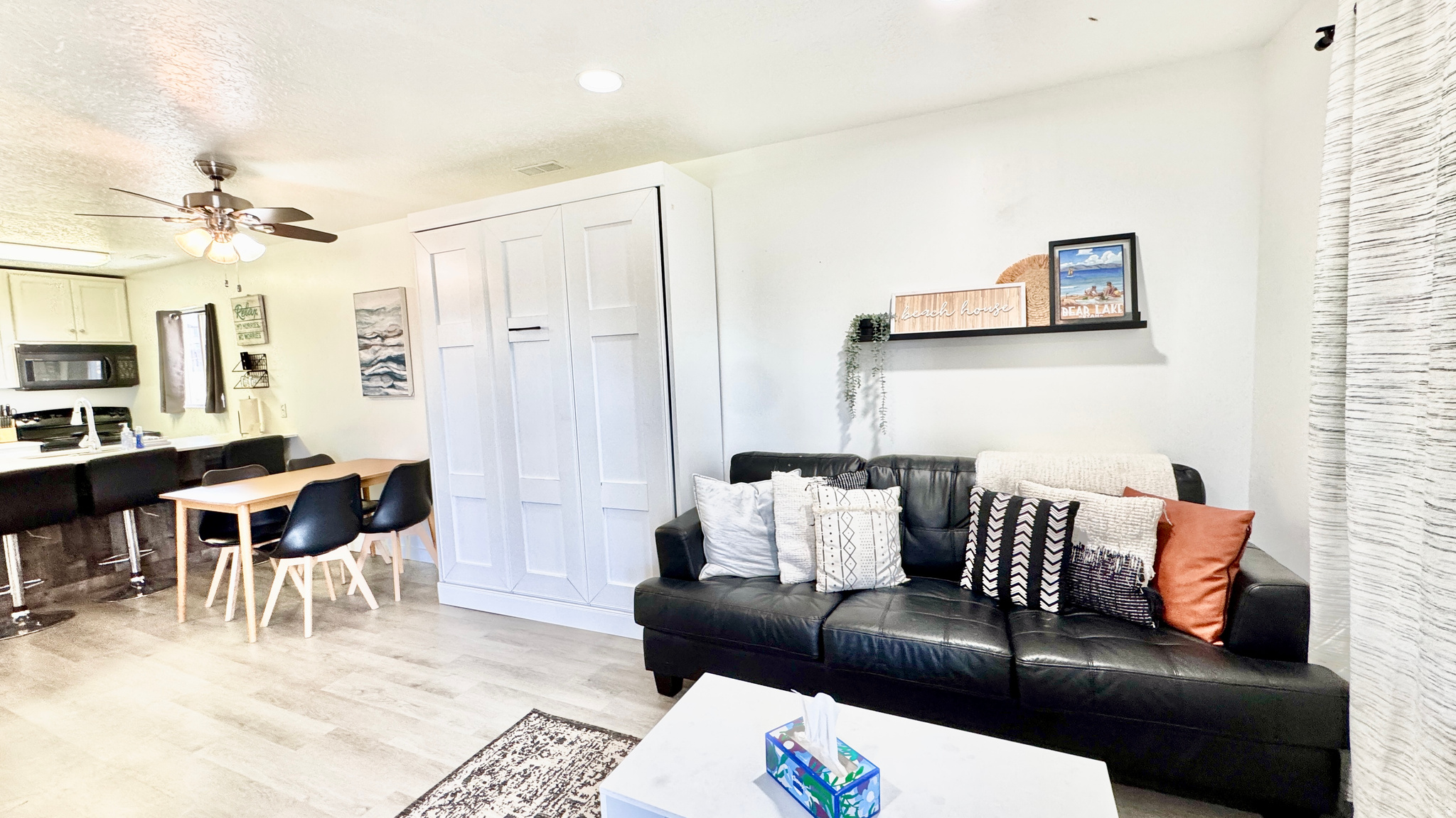 HARBOR VILLAGE - Residential