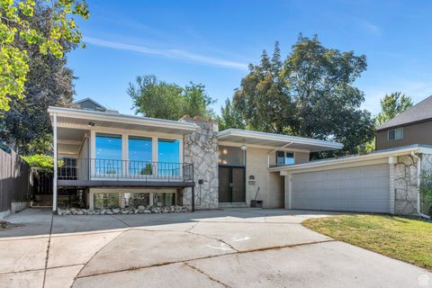 Tiny photo for 6557 S 2600 E, Cottonwood Heights, UT 84121 (MLS # 2106622)