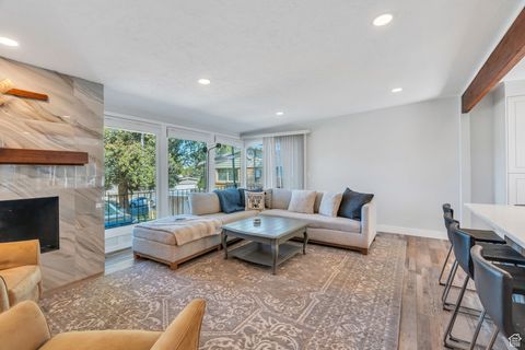 Tiny photo for 6557 S 2600 E, Cottonwood Heights, UT 84121 (MLS # 2106622)